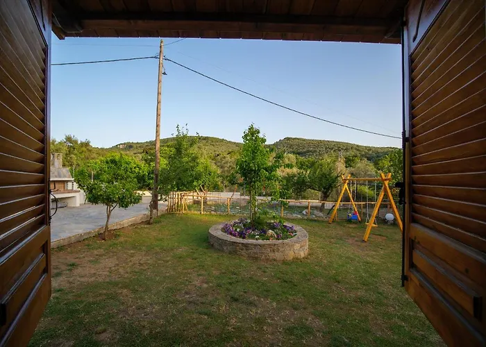 Dom wakacyjny σπιτι στην εξοχη - *